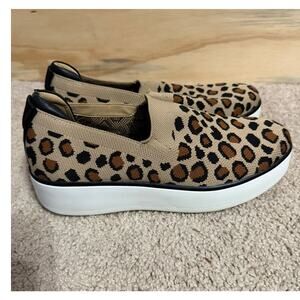 Women's Traq by Alegria Leopard Shoes 37 Mystiq Peeps Slip On Casual